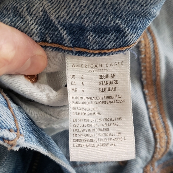 American Eagle 90's Skinny Distressed Size 4 Regular Jeans - Picture 3 of 4